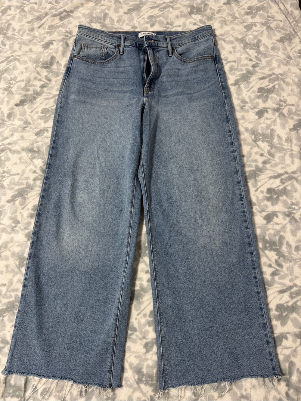Nine West Light Blue Wide-Leg Crop Jeans